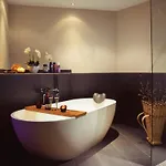 Eden No. 7 סאס פה