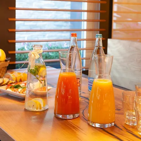 Hotell Eden No. 7 3*