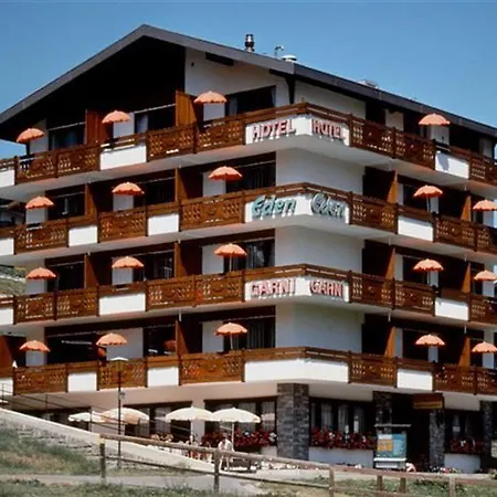 Eden No. 7 Готель